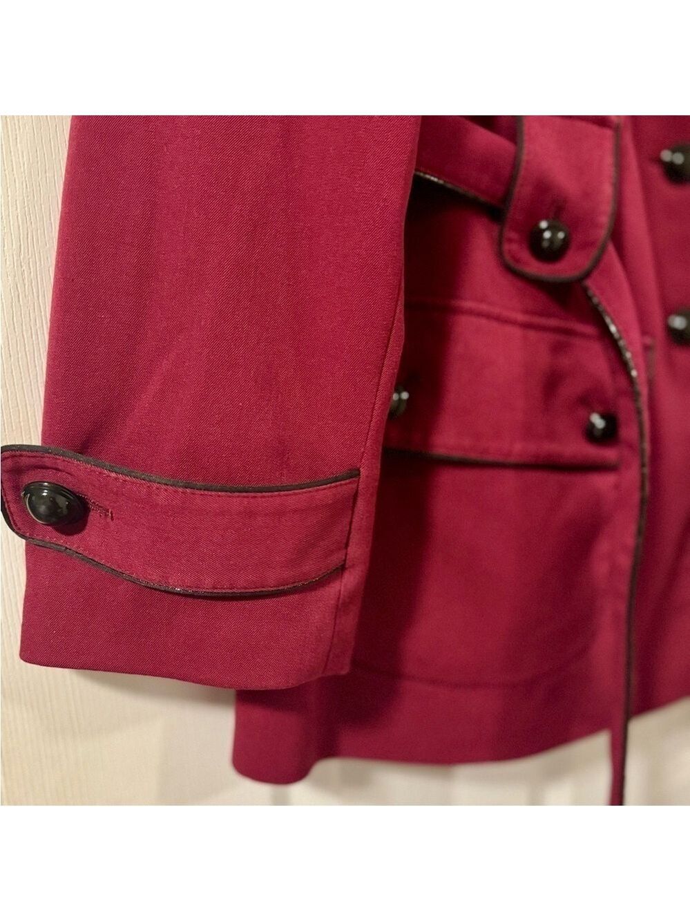 Nine West Woman’s Jacket Burgundy Self Tie Belt, Buttons, Black Trim, Size 16W - Picture 3 of 5